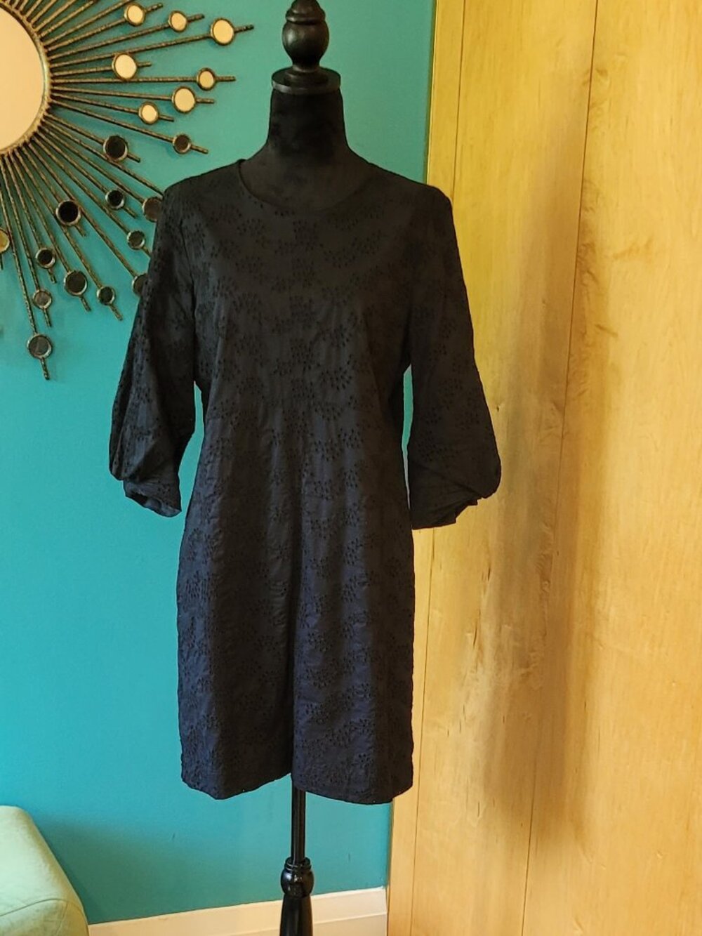 EUC! | GAP A-Line Balloon Sleeve Knee-Length Eyelet Dress | Black | Size 12